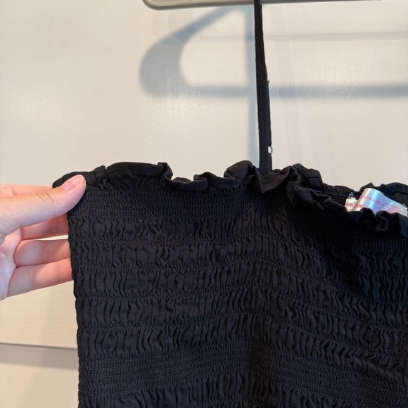 No Boundaries Black Ruffled Camisole - Picture 5 of 7